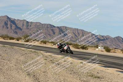 media/Nov-02-2025-CVMA (Sun) [[337aff29ab]]/Race 18-Supersport Middleweight/